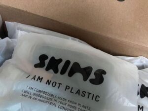 Buy Assorted Mixed Skims Pallets 200 mixed units – Wholesale Shapewear & Loungewear Deals! - Image 6