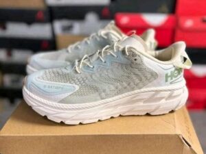 Buy Authentic Hoka Shoes Pallet