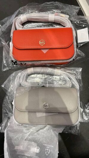 Buy Authentic Women Hand Bags Pallet
