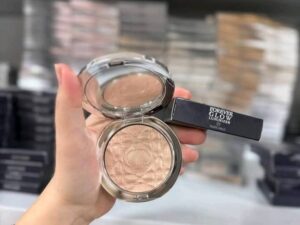 Buy Mixed Cosmetic Pallet