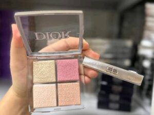 Buy Mixed Cosmetic Pallet