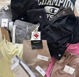Buy premium Lululemon clothing pallet