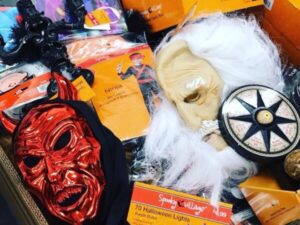 Wholesale Halloween Closeouts pallets - Image 3